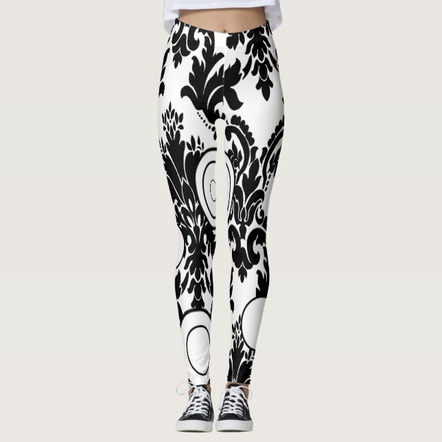 black white long print leggings teenager (Front)