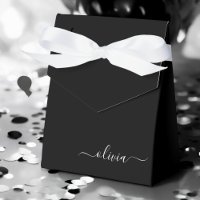Black White Modern Minimalist Elegant Monogram
