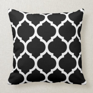 Black White Moroccan lattice Quatrefoil Pattern Throw Pillow