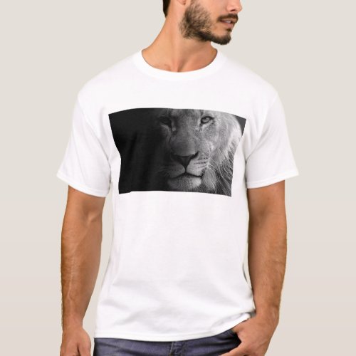 Black White Motivational Leadership Lion Portrait T_Shirt