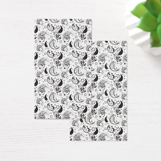 Black & White Paisley Pattern –Elegant Textile Art (Desk)