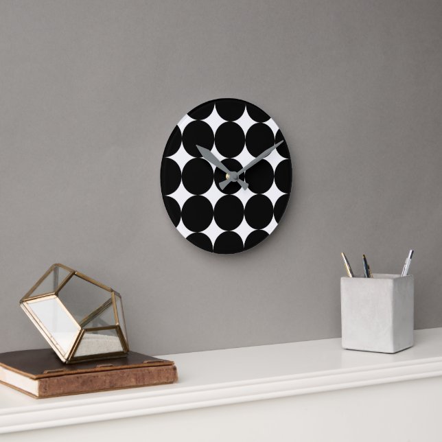 Black White Retro Geometric Circle Pattern   Round Clock (Office)