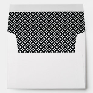 Black & White Retro Pattern-Lined, Circles Envelope