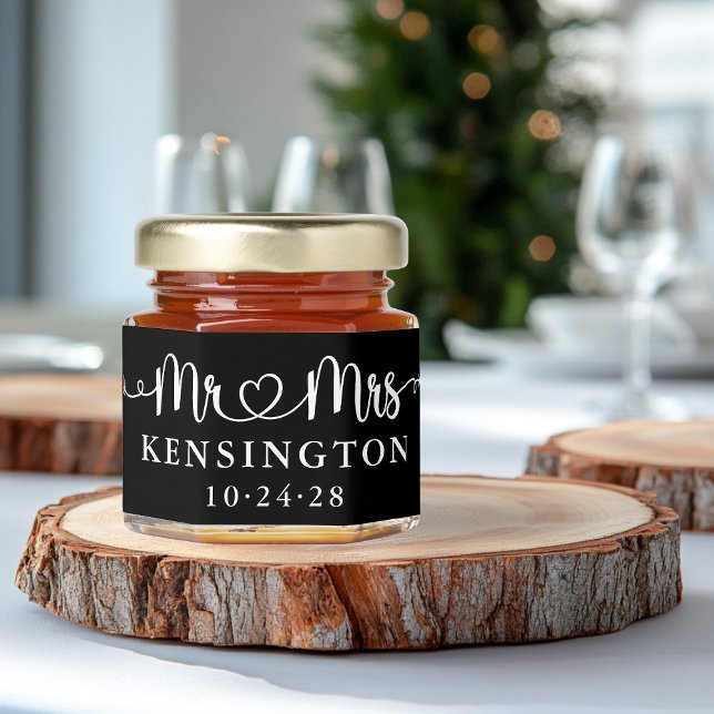 Black White Script Heart Arrow Mr Mrs Wedding Honey Jar Favors (Black White Script Heart Arrow Mr Mrs Wedding Honey Jar Favors)