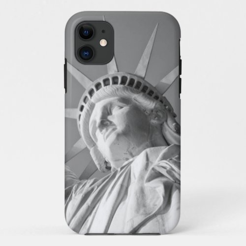 Black White Statue of Liberty iPhone 11 Case