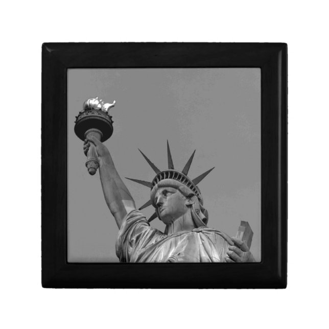 Black & White Statue of Liberty New York Jewelry Box (Front)