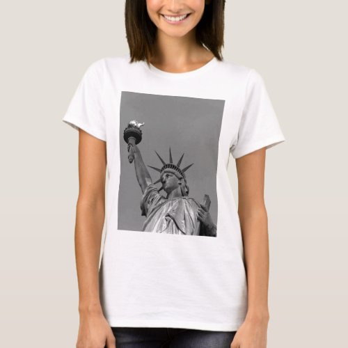 Black  White Statue of Liberty New York T_Shirt