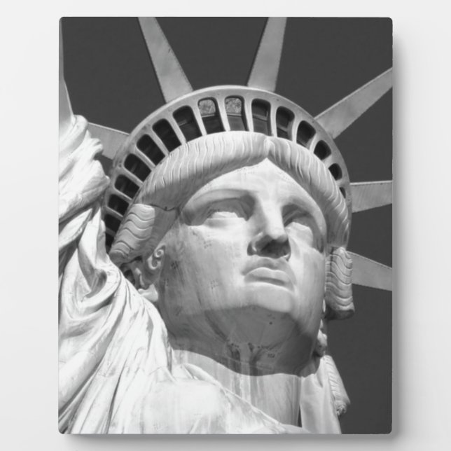 Black & White Statue of Liberty Plaque (Front)