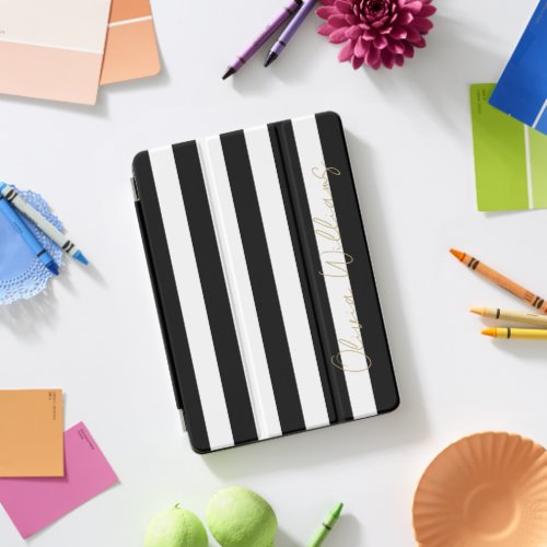 Black White stripes Pattern iPad Pro Cover