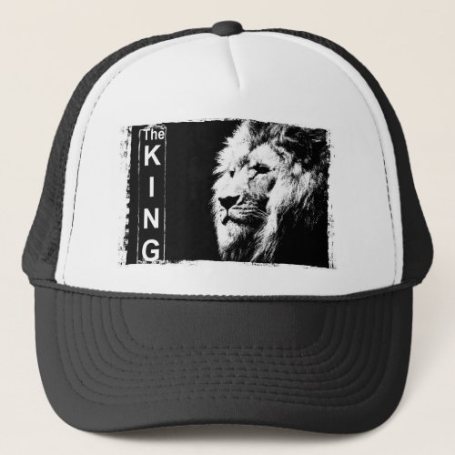 Black White The King Modern Elegant Pop Art Lion Trucker Hat