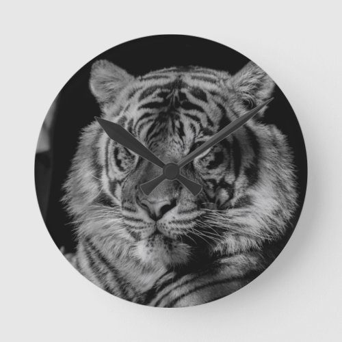 Black  White Tiger Round Clock