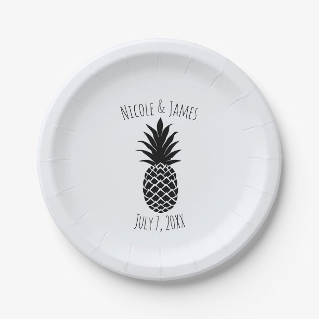 Black & White Tropical Pineapple Elegant Chic Paper Plates (Front)