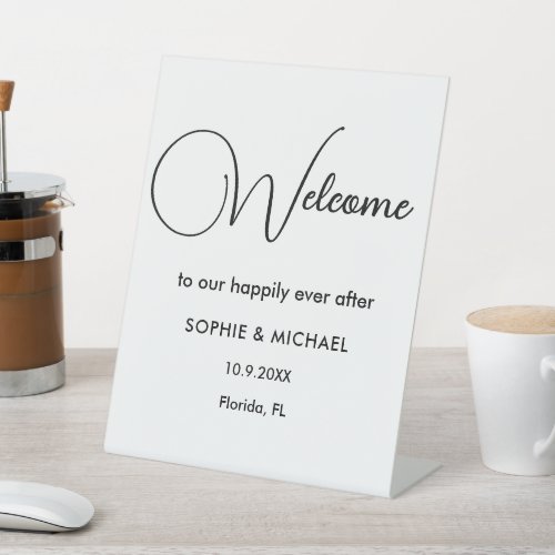 Black White Welcome Wedding     Pedestal Sign