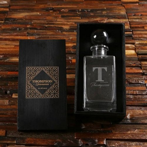 Black Wood Box with 1 Liter Glass Whiskey Decanter