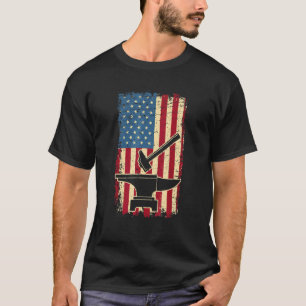 Blacksmith Hammer & Anvil Us Flag Patriotic Americ T-Shirt