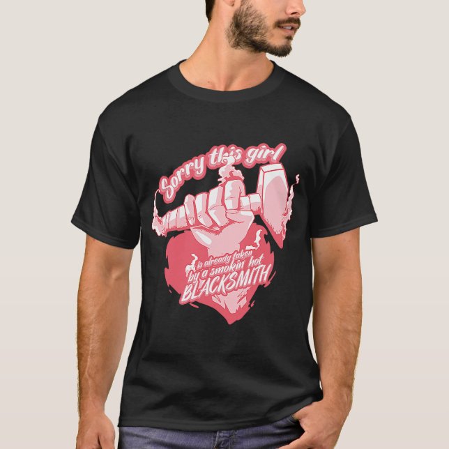 Blacksmiths Wife Proud Girl Blacksmithing T-Shirt (Front)