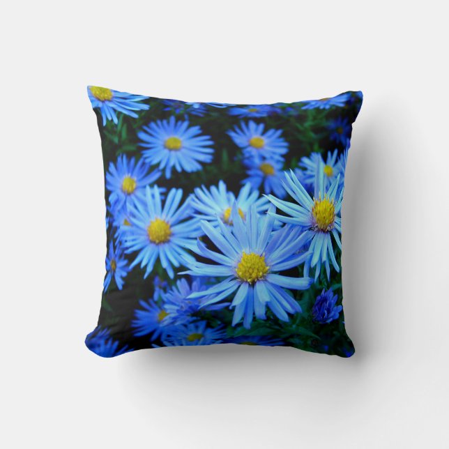 Blaue Blume Throw Pillow (Front)