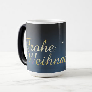 Blaues Weihnachtsmotiv mit goldenem Weihnachtsbaum Color Morph Mug