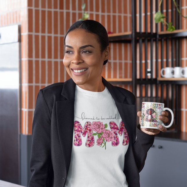 Blessed Mom With Roses Graphics T-Shirt (Creator Uploaded)