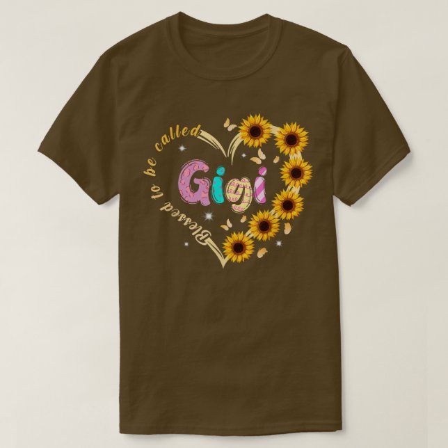 Blessed to be Called Gigi Sunflower Heart for Mom  T-Shirt (Design Front)