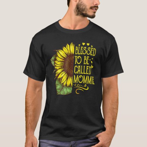 Blessed To Be Called Mommie Grandma Sunflower Moth T_Shirt