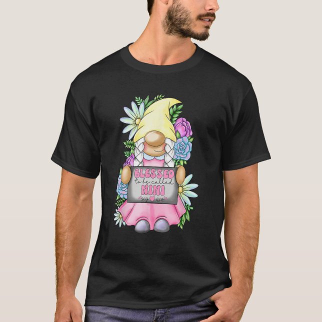Blessed To Be Called Nini Gnome Cute Girl Mothers  T-Shirt (Front)