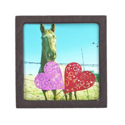 Blond horse and Pink and Red Hearts Gift Box