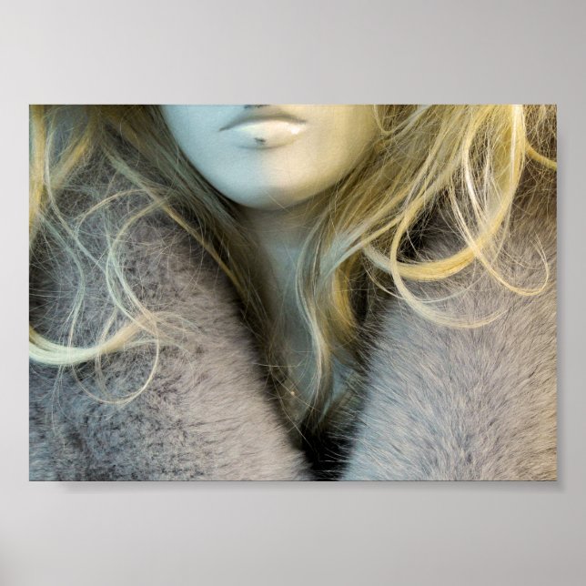 Blond Mannequin Poster (Front)