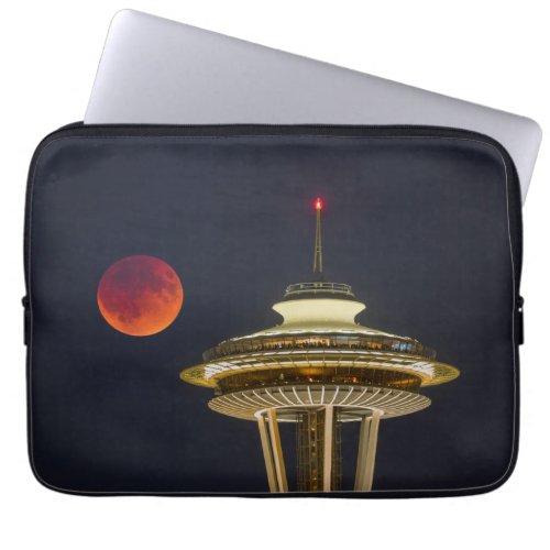 Blood Moon  Seattle Space Needle Laptop Sleeve