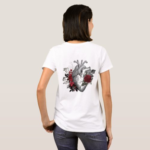 Blood red roses with vintage heart    T_Shirt