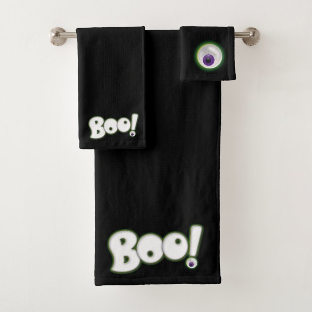 Bloodshot Purple Monster Eyeball Boo Halloween Bath Towel Set (Insitu)