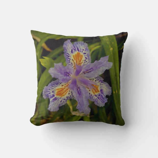 bloom in purple  throw pillow (Front)