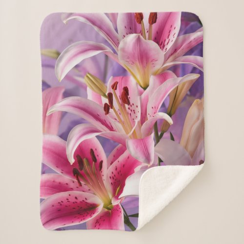 BLOOMING ELEGANCE A CINEMATIC FLORAL SHOWCAS SHERPA BLANKET