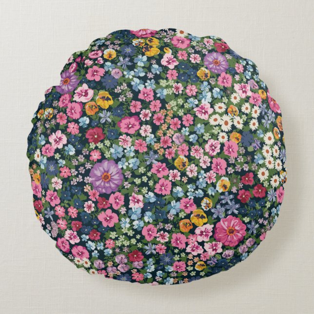 Blooming midsummer meadow seamless pattern. Plant  Round Pillow (Front)
