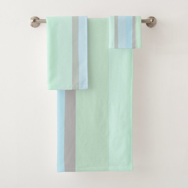 Blue and Green Abstract Stripes Bath Towel Set (Insitu)