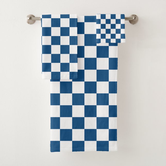 Blue and White Checkered Pattern Bath Towel Set (Insitu)
