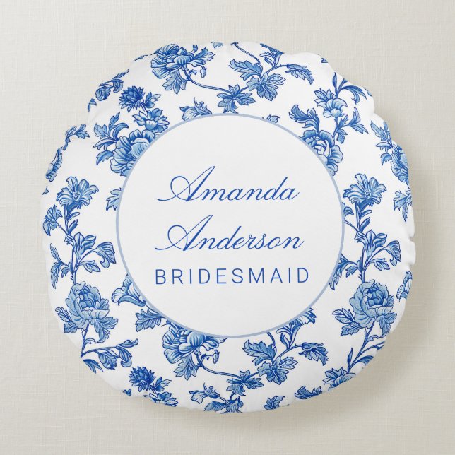 Blue and White Chinoiserie Bridesmaid Gift Round Pillow (Front)
