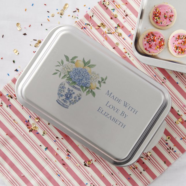 Blue and White Chinoiserie Vase With Hydrangeas Cake Pan (In Situ)