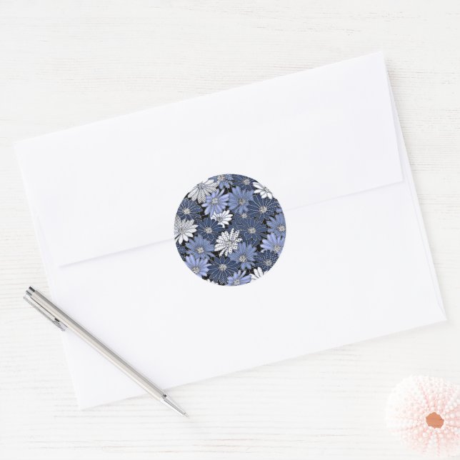 Blue and White Daisy Pattern Classic Round Sticker (Envelope)