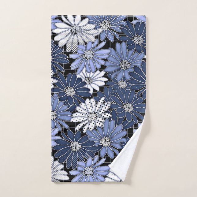 Blue and white daisy pattern hand towel  (Hand Towel)