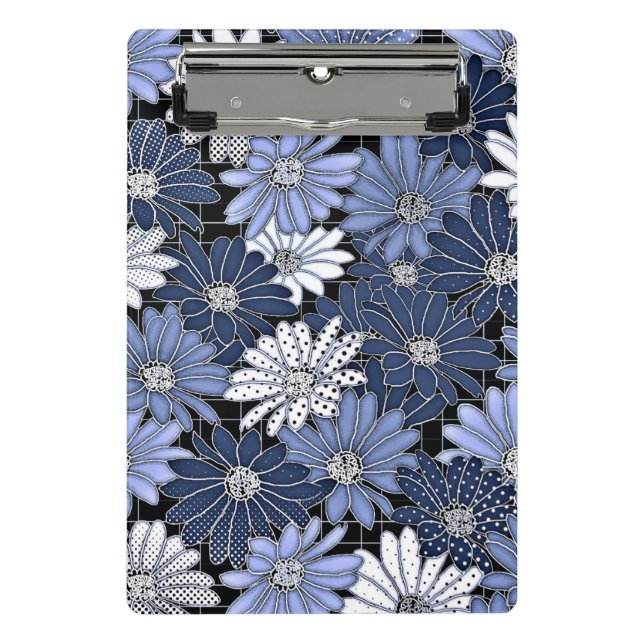 Blue and white daisy pattern mini clipboard (Front)