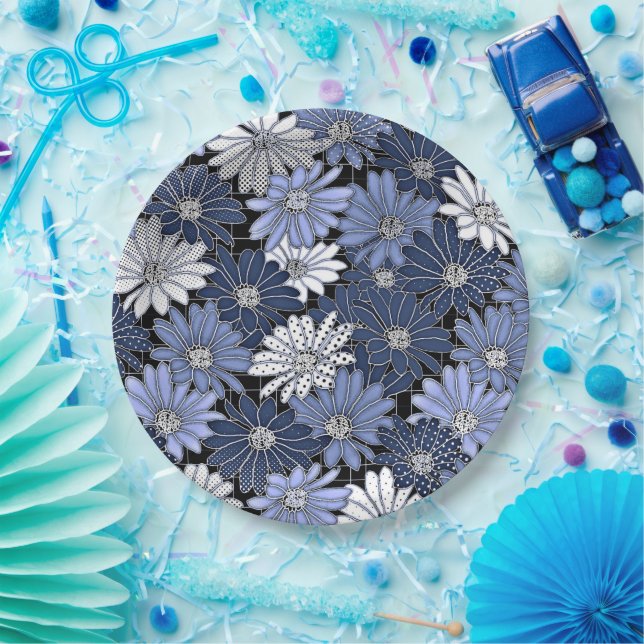 Blue and White Daisy Pattern Paper Plates (Party)