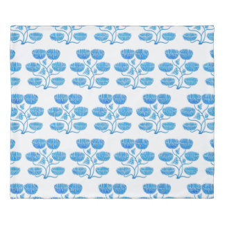 blue and white duvet cover bederoom decor