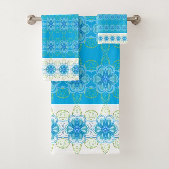 Blue and White Floral Patterned Bath Towel Set