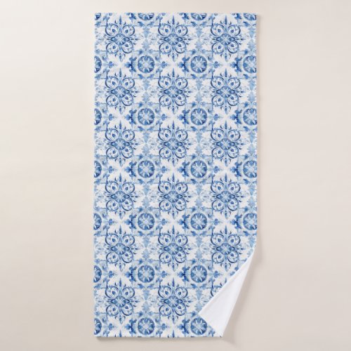 Blue and white Italian watercolor tile pattern Bath Towel