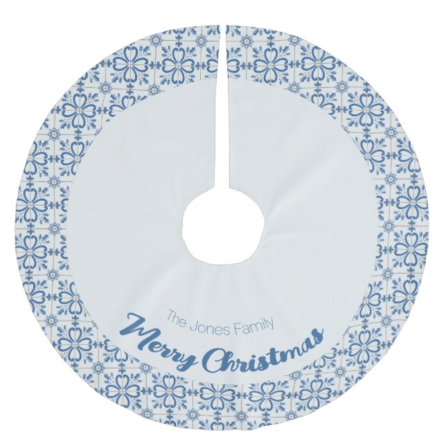 Blue and white tiles with holly leaves and fruits brushed polyester tree skirt (Front)