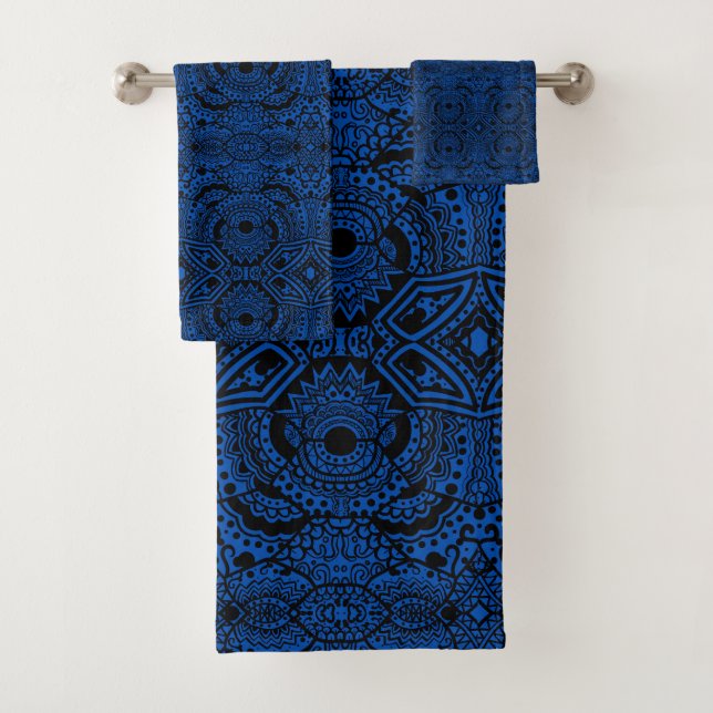 Blue aztec pattern  bath towel set (Insitu)