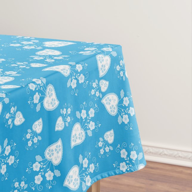 Blue blossom heart with flowers pattern tablecloth (In Situ)