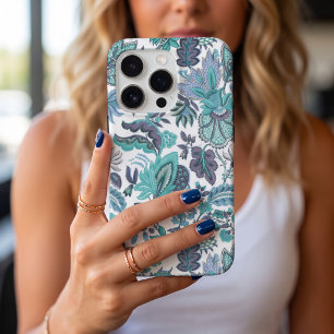 Blue Boho Vintage Floral Print iPhone 17 Pro Case