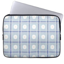 Blue Checkered Daisy pattern